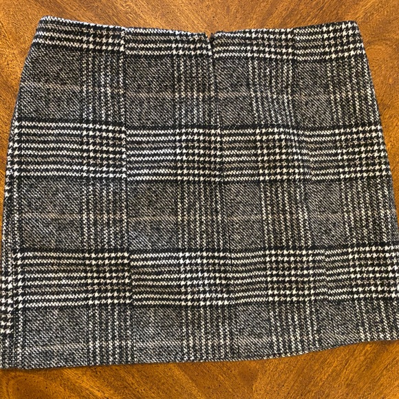 Warm Plaid Mini Skirt - Picture 2 of 3